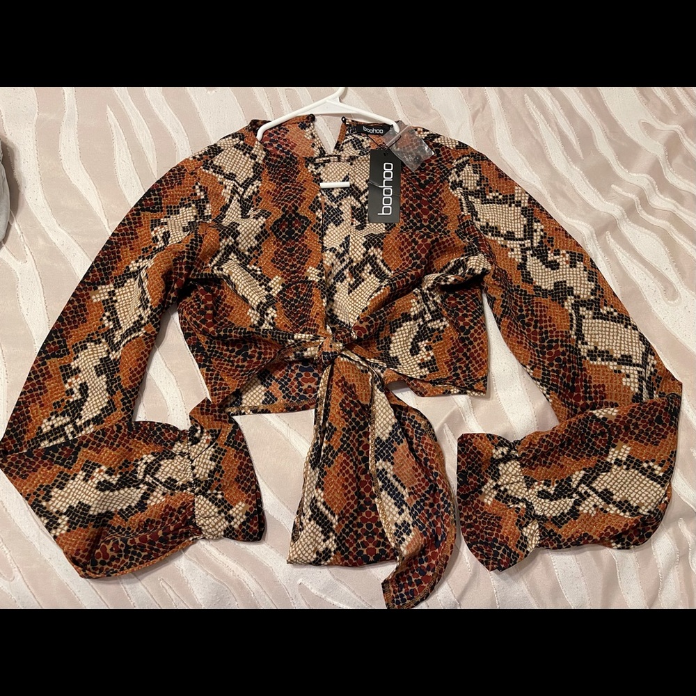 Open Front Snakeskin Croptop